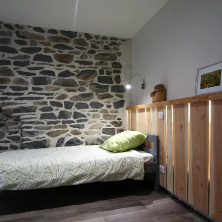 Guestroom Les Estables, 1 Piece, 2 Personnes - Fr-1-582-384 *